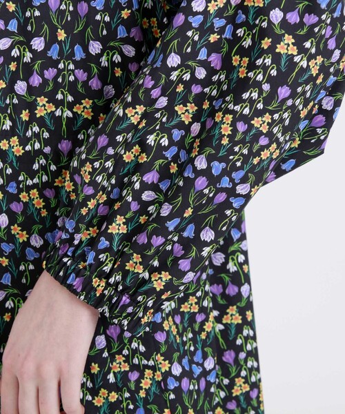 MACKINTOSH PHILOSOPHY（ﾏｯｷﾝﾄｯｼｭ ﾌｨﾛｿﾌｨｰ）の「Snowblue Garden レインモッズコート（モッズコート・レディース・ダークネイビー・38）」の11枚目の写真