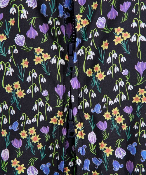 MACKINTOSH PHILOSOPHY（ﾏｯｷﾝﾄｯｼｭ ﾌｨﾛｿﾌｨｰ）の「Snowblue Garden レインモッズコート（モッズコート・レディース・ダークネイビー・38）」の13枚目の写真