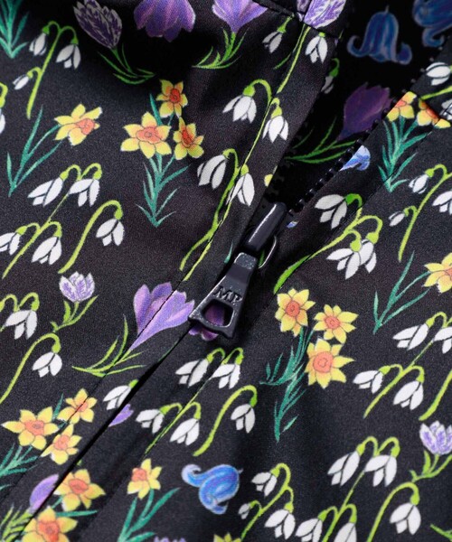 MACKINTOSH PHILOSOPHY（ﾏｯｷﾝﾄｯｼｭ ﾌｨﾛｿﾌｨｰ）の「Snowblue Garden レインモッズコート（モッズコート・レディース・ダークネイビー・38）」の18枚目の写真