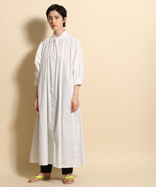 niko and（ニコアンド）の「高密スタンドマキシワンピース