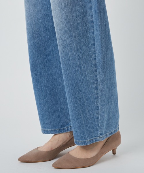 RIVE DROITE（リヴドロワ）の「カーブシルエットデニムパンツ（デニムパンツ・レディース・ブルー・36/38）」の7枚目の写真