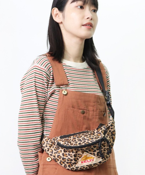 KELTY（ケルティ）の「KELTY / ケルティ MINI MINI FANNY / トレッキング ウエストバッグ 2592263　ケルティー（ボディバッグ/ウエストポーチ・レディース・ブラック/その他1/その他2/レオパード・FREE）」の13枚目の写真