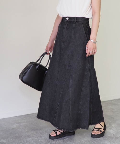 Riberry(リベリー)の「裾切替Aラインツイルスカート(デニムスカート・レディース・ブラック/グレー/ブルー・FREE)」の2枚目の写真