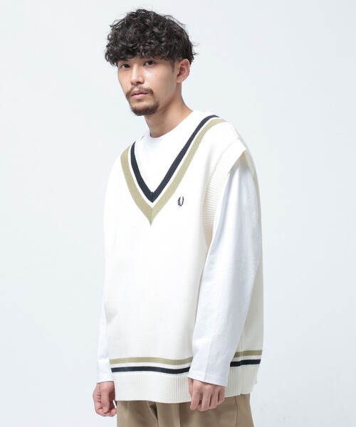 FRED PERRY(フレッドペリー)の「FRED PERRY × BEAMS / 別注 Tilden Vest(ベスト・メンズ・ネイビー/オフホワイト/セージグリーン・MEDIUM/LARGE/X-LARGE)」の16枚目の写真