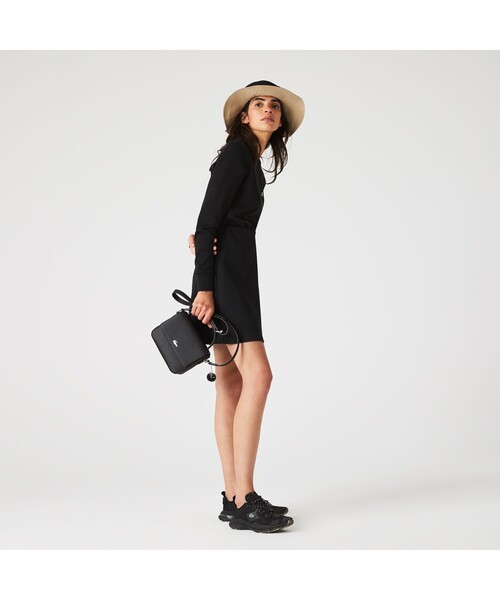 LACOSTE(ラコステ)の「デイリー クラシック トップハンドルショルダーバッグ(ショルダーバッグ・レディース・ブラック/マルーン・FREE)」の1枚目の写真