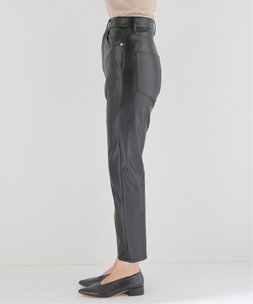 JOURNAL STANDARD(ジャーナルスタンダード)の「フェイクレザーパンツ(その他パンツ・レディース・ブラック/アイボリー・38/36)」の16枚目の写真