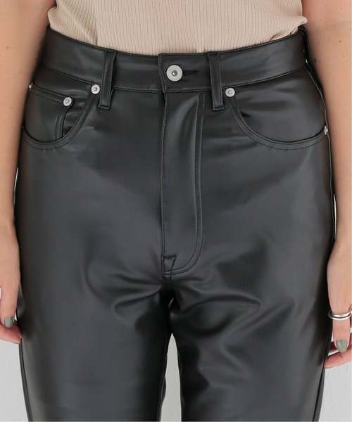 JOURNAL STANDARD(ジャーナルスタンダード)の「フェイクレザーパンツ(その他パンツ・レディース・ブラック/アイボリー・38/36)」の6枚目の写真