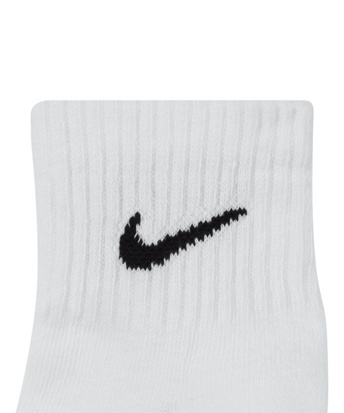 NIKE（ナイキ）の「【NIKE】ナイキ エブリデイ クッションド トレーニング アンクルソックス 3足（ソックス/靴下・レディース・ブラック/ホワイト・M/S）」の7枚目の写真