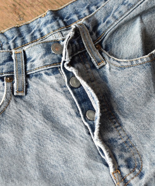 Levi's（リーバイス）の「【ヴィンテージ古着】Levi's/リーバイス  "501" デニムパンツ（デニムパンツ・メンズ・ブルー・28inch）」の5枚目の写真