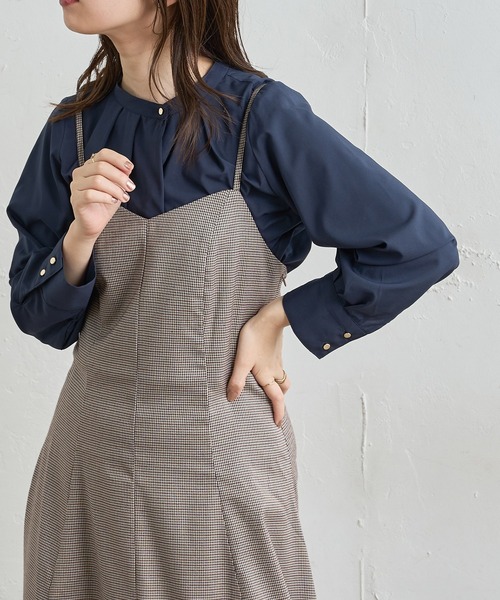 natural couture(ナチュラルクチュール)の「お上品タックブラウス(シャツ/ブラウス・レディース・ネイビー/ピンク/アイボリー/その他1/その他2/その他3・FREE)」の4枚目の写真