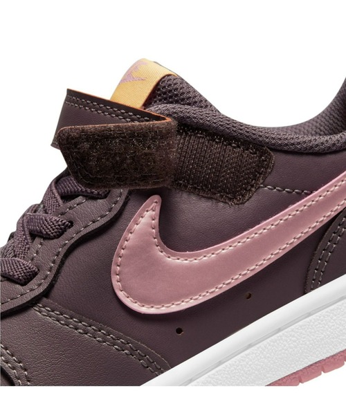 NIKE（ナイキ）の「NIKE/ナイキ COURT BOROUGH LOW コートバーロウ　ゴムひも ベルクロ BQ5451（スニーカー・キッズ・ブラック×グレー/グレー×ピンク/ホワイト×ネイビー/ホワイト×ホワイト・17.0cm/18.0cm/19.0cm/20.0cm/22.0cm/21.0cm）」の18枚目の写真