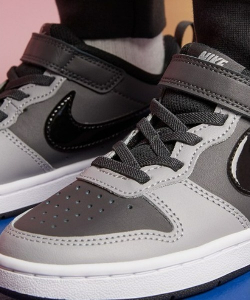 NIKE（ナイキ）の「NIKE/ナイキ COURT BOROUGH LOW コートバーロウ　ゴムひも ベルクロ BQ5451（スニーカー・キッズ・ブラック×グレー/グレー×ピンク/ホワイト×ネイビー/ホワイト×ホワイト・17.0cm/18.0cm/19.0cm/20.0cm/22.0cm/21.0cm）」の21枚目の写真