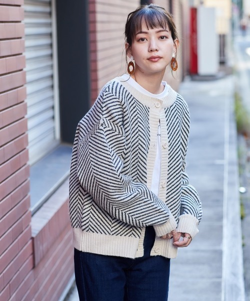 cepo（セポ）の「２WAYニットカーデ　柄アソート（カーディガン/ボレロ・レディース・グレー/オフホワイト/ホワイト系その他/グリーン・M）」の7枚目の写真