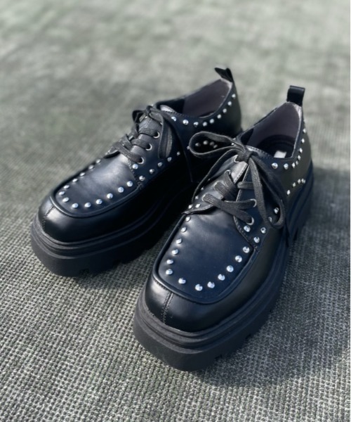 R&E（アールアンドイー）の「【R&E】スタッズ付きトラックソールレースアップシューズ（ローファー・レディース・ブラック・S/M/L/LL）」の9枚目の写真