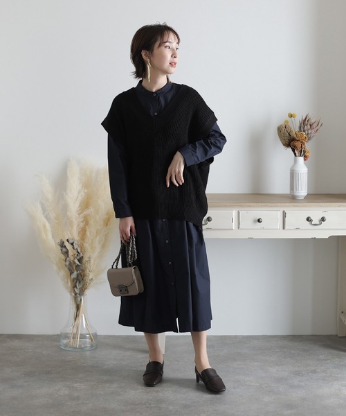 ElegChic(エレグシック)の「Vネックバルーンベスト(ベスト・レディース・モカ/ブラック・L/XXL/4L)」の6枚目の写真