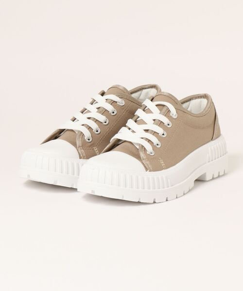 INGNI（イング）の「キャンバストラックソールスニーカー（スニーカー・レディース・ブラック/オフホワイト/ベージュ/アイボリー・L/S/M/LL）」の4枚目の写真