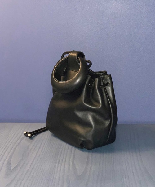 ASH（アッシュ）の「【BICE】巾着ハンドバッグ（ハンドバッグ・レディース・ゴールド/アイボリー/ブラック・ONE SIZE）」の11枚目の写真