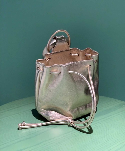 ASH（アッシュ）の「【BICE】巾着ハンドバッグ（ハンドバッグ・レディース・ゴールド/アイボリー/ブラック・ONE SIZE）」の10枚目の写真