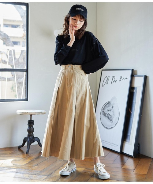 CHILLE（チル）の「インバーテッドプリーツスカート（スカート・レディース・ベージュ/キャメル・FREE）」の6枚目の写真