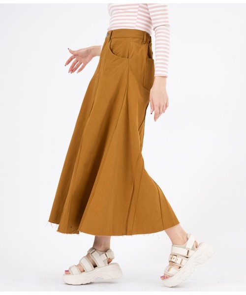 CHILLE（チル）の「インバーテッドプリーツスカート（スカート・レディース・ベージュ/キャメル・FREE）」の16枚目の写真