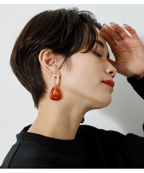 AZUL by moussy（アズールバイマウジー）の「BICOLOR MARBLE EARRINGS/バイカラーマーブルピアス（ピアス（両耳用）・レディース・グリーン系その他/オレンジ系その他・FREE）」の14枚目の写真