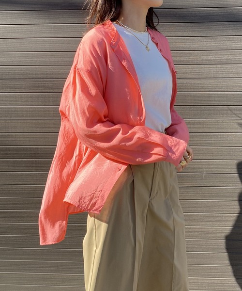 AS KNOW AS PINKY(アズノゥアズピンキー)の「ゆらめきそよぐシアーシャツ(シャツ/ブラウス・レディース・ブラック/ベージュ/オフホワイト/イエロー/グリーン/サーモンピンク・FREE)」の6枚目の写真