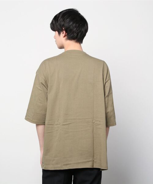 FRUIT OF THE LOOM（フルーツオブザルーム）の「【FRUIT OF THE LOOM】7oz HEAVY WEIGHT BIG T（Tシャツ/カットソー・メンズ・ホワイト/ブラック/カーキ/杢グレー・MEDIUM/LARGE/X-LARGE）」の22枚目の写真