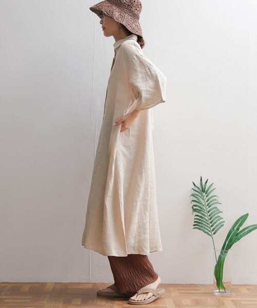 URBAN RESEARCH DOORS（アーバンリサーチドアーズ）の「リネン半袖シャツワンピース（ワンピース・レディース・ネイビー/ブラウン/グリーン/ナチュラル・MEDIUM）」の8枚目の写真