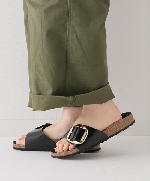 BIRKENSTOCK(ビルケンシュトック)の「【BIRKENSTOCK/ビルケンシュトック】MADRID BIG BUCKLE PATENT:サンダル(サンダル・レディース・ブラック/ブラウン・37/38/39/36)」の15枚目の写真