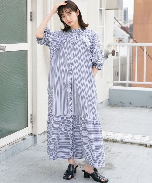 KBF（ケイビーエフ）の「プチフリルハーフスリーブワンピース（ワンピース・レディース・ホワイト/ブラック/ブルー系その他・ONE）」の6枚目の写真