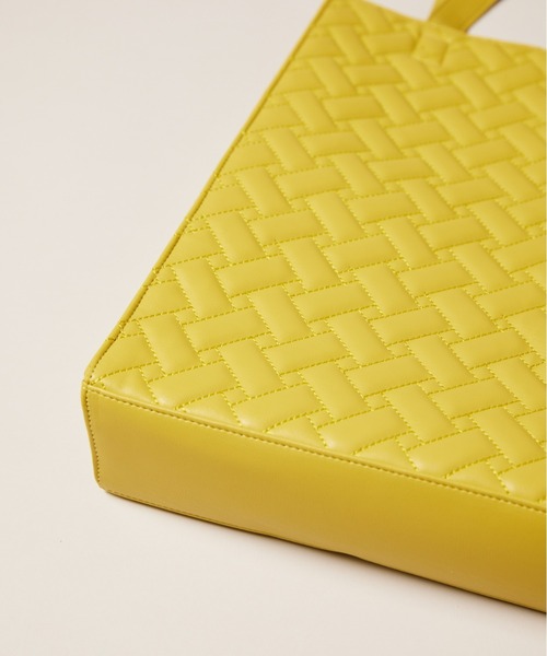 manana suerte（マニャーナスエルテ）の「キルティングトートバッグ（トートバッグ・レディース・ブラック/シルバー/イエロー・FREE）」の16枚目の写真