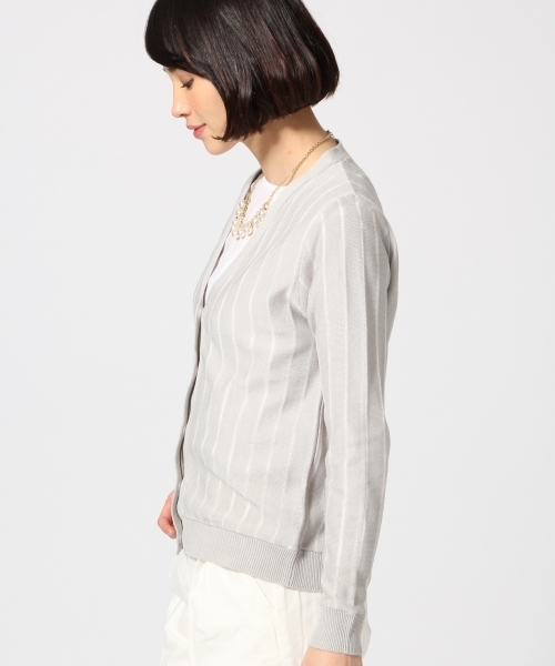 LEPSIM(レプシィム)の「12GピンストライプVカーディガン 557541(カーディガン/ボレロ・レディース・オフホワイト/グレー/ダークネイビー・LARGE/MEDIUM)」の11枚目の写真