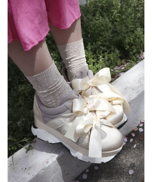 merry jenny（メリージェニー）の「リボンスニーカー（スニーカー・レディース・アイボリー/ブラック・MEDIUM/LARGE/SMALL）」の22枚目の写真