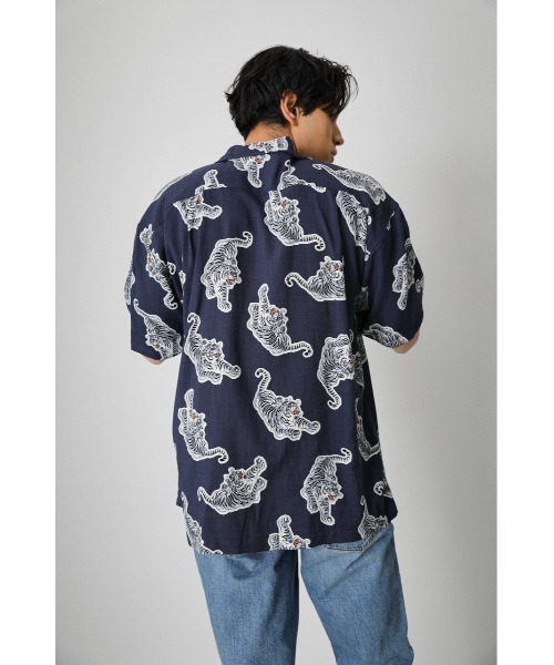 AZUL by moussy(アズールバイマウジー)の「TIGER PATTERN SHIRT/タイガーパターンシャツ(シャツ/ブラウス・メンズ・ブラック系その他/ブルー系その他3・MEDIUM/LARGE)」の12枚目の写真
