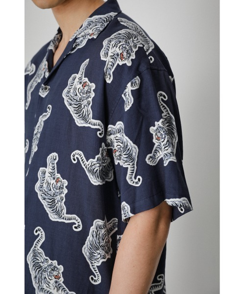 AZUL by moussy(アズールバイマウジー)の「TIGER PATTERN SHIRT/タイガーパターンシャツ(シャツ/ブラウス・メンズ・ブラック系その他/ブルー系その他3・MEDIUM/LARGE)」の10枚目の写真