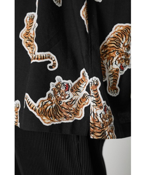 AZUL by moussy(アズールバイマウジー)の「TIGER PATTERN SHIRT/タイガーパターンシャツ(シャツ/ブラウス・メンズ・ブラック系その他/ブルー系その他3・MEDIUM/LARGE)」の18枚目の写真