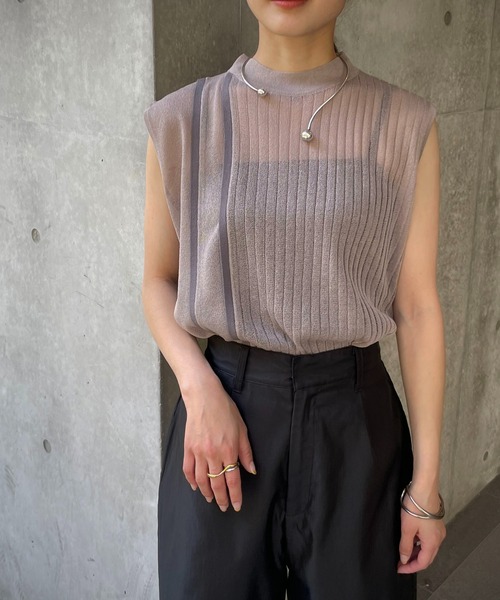 &g'aime(アンジェム)の「【&g’aime】サイドラインシアーリブニット(ニット/セーター・レディース・ブラック/モカ/ダークブルー・FREE)」の13枚目の写真