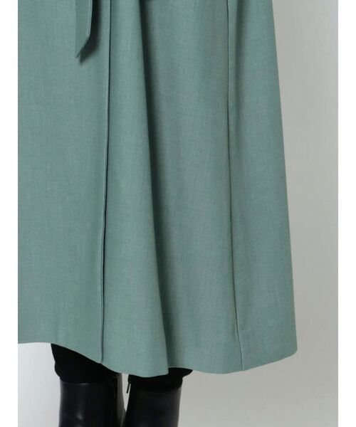 LAGUNAMOON(ラグナムーン)の「ケープトレンチコート(トレンチコート・レディース・ブルー/ベージュ・SMALL/MEDIUM)」の14枚目の写真