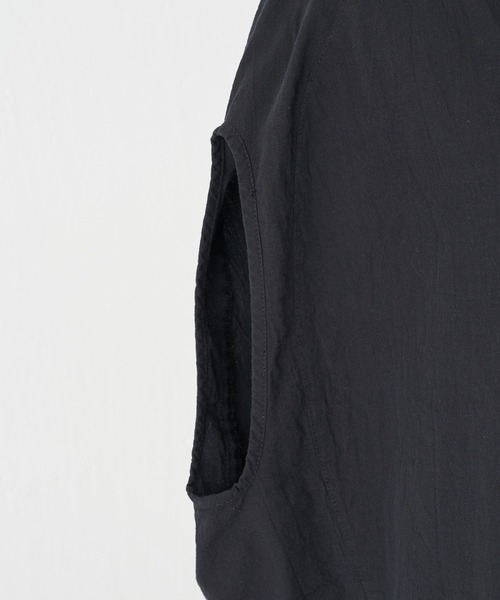 BEARDSLEY（ビアズリー）の「綿ワッシャー丸ブラウス（シャツ