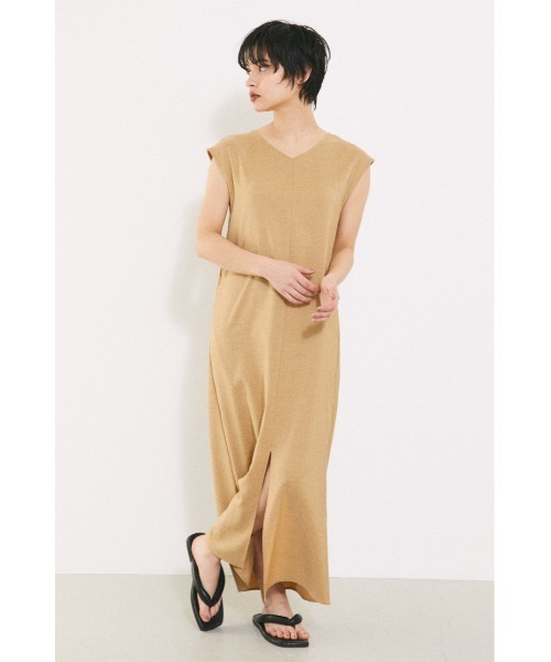 BLACK BY MOUSSY(ブラックバイマウジー)の「back ribbon one-piece(バックリボンワンピース)(ワンピース・レディース・ブラック/ベージュ/グリーン・2/1)」の11枚目の写真