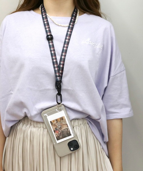 ACCOMMODE（アコモデ）の「ハイループ　ランヤード フォンストラップ（スマホグッズ・レディース・ベージュ/イエロー/ブルー/グリーン/ミント/カモフラージュ/レッド・FREE）」の6枚目の写真