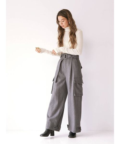 Ungrid(アングリッド)の「ハイネックシアーロングスリーブTee(Tシャツ/カットソー・レディース・オフホワイト/ブラック/オレンジ・FREE)」の7枚目の写真