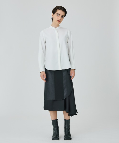 UNITED TOKYO（ユナイテッドトウキョウ）の「【WEB限定】ベーシックスタンドカラーシャツ-ウォッシャブル-（シャツ/ブラウス・レディース・ホワイト/ブルー/ブラック/グレー・1/2）」の18枚目の写真