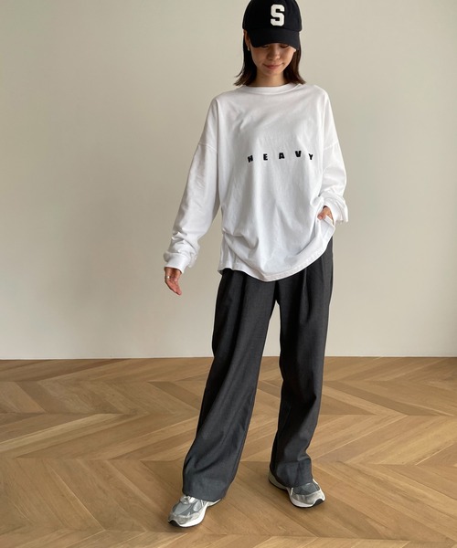 CANAL JEAN（キャナルジーン）の「1975 TOKYO(1975 トーキョー) "Heavy Water"オーバーサイズロングTシャツ（Tシャツ/カットソー・レディース・ブラック/サックスブルー/ホワイト×ブラック/ホワイト×ブラウン・MEDIUM/LARGE）」の6枚目の写真