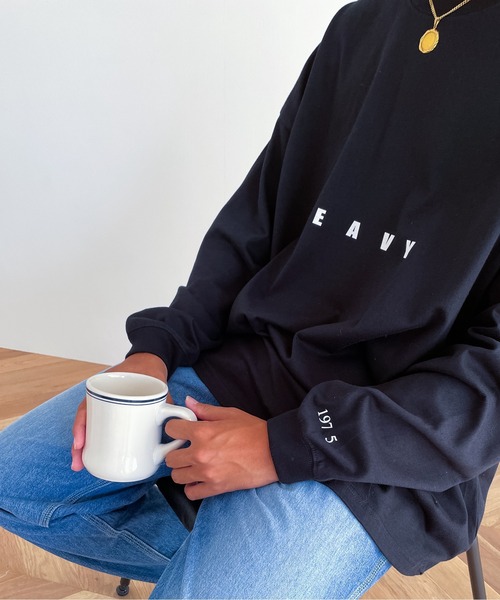 CANAL JEAN（キャナルジーン）の「1975 TOKYO(1975 トーキョー) "Heavy Water"オーバーサイズロングTシャツ（Tシャツ/カットソー・レディース・ブラック/サックスブルー/ホワイト×ブラック/ホワイト×ブラウン・MEDIUM/LARGE）」の16枚目の写真