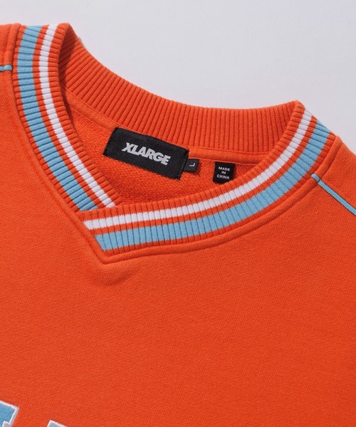 XLARGE（エクストララージ）の「PIPING V NECK SWEAT（スウェット・メンズ・ブラック/オレンジ/グリーン/パープル・M/L/XL/S）」の6枚目の写真