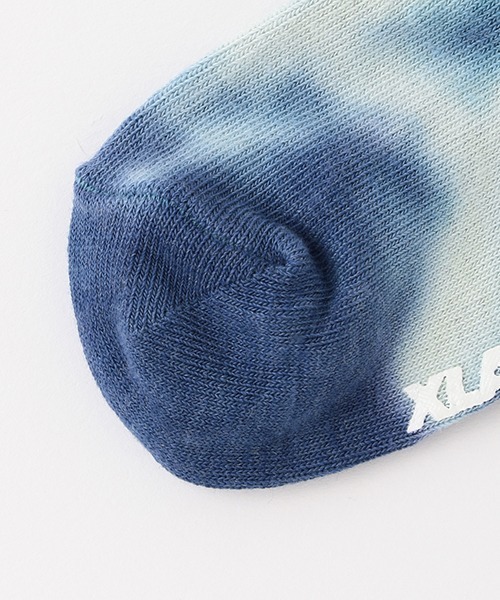 XLARGE KIDS(エクストララージキッズ)の「タイダイクルーソックス【日本製】(ソックス/靴下・キッズ・ライトブルー/ライトグレー/ブルー・13-15cm/15-17cm/17-19cm/19-21cm)」の6枚目の写真
