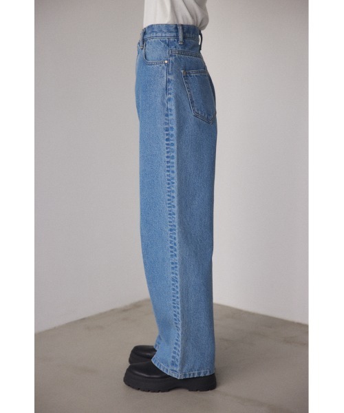 BLACK BY MOUSSY(ブラックバイマウジー)の「MACHO blue denim(マチョブルーデニム)(デニムパンツ・レディース・ブルー・26inch/23inch/24inch/25inch)」の5枚目の写真