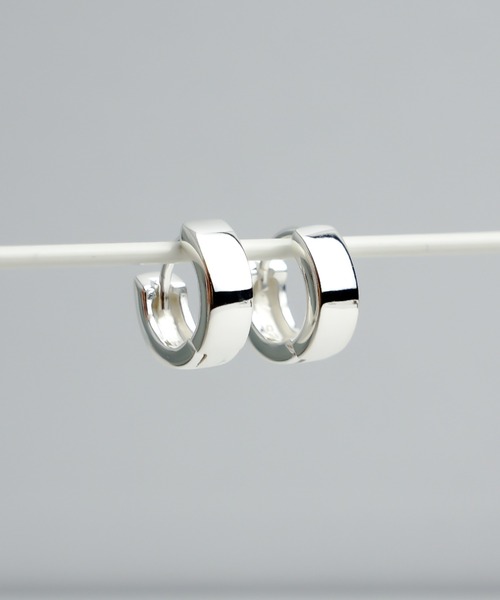 ieLS(イエルズ)の「「ieLS」SV925 シルバー フープピアス(ピアス(両耳用)・メンズ・その他1/その他2・ONE SIZE)」の4枚目の写真