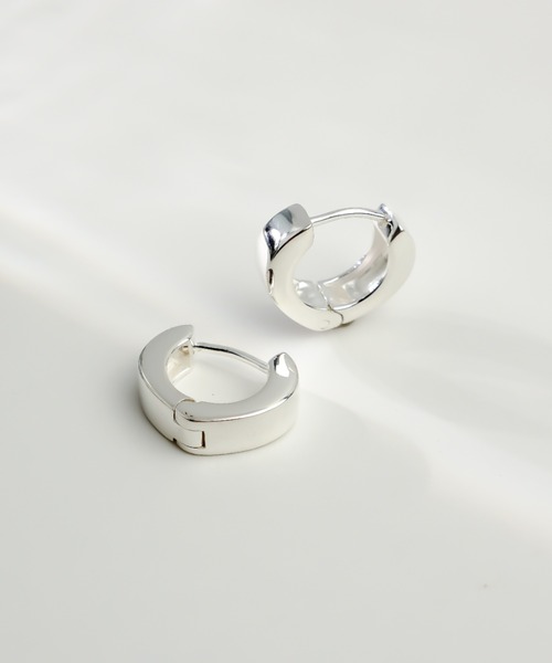 ieLS(イエルズ)の「「ieLS」SV925 シルバー フープピアス(ピアス(両耳用)・メンズ・その他1/その他2・ONE SIZE)」の9枚目の写真
